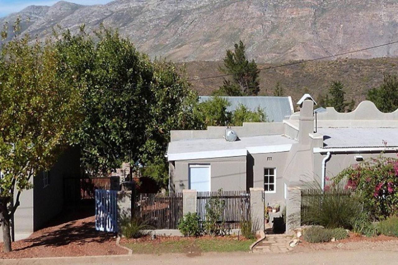 Cosy 6 Person Cottage With Mountain View Barrydale Exterior photo